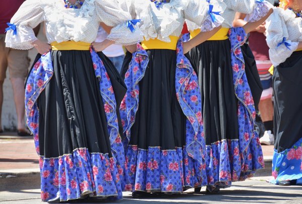 Quels sont les meilleurs outils pour le suivi des performances d'une campagne de marketing digital pour un festival de cinéma?